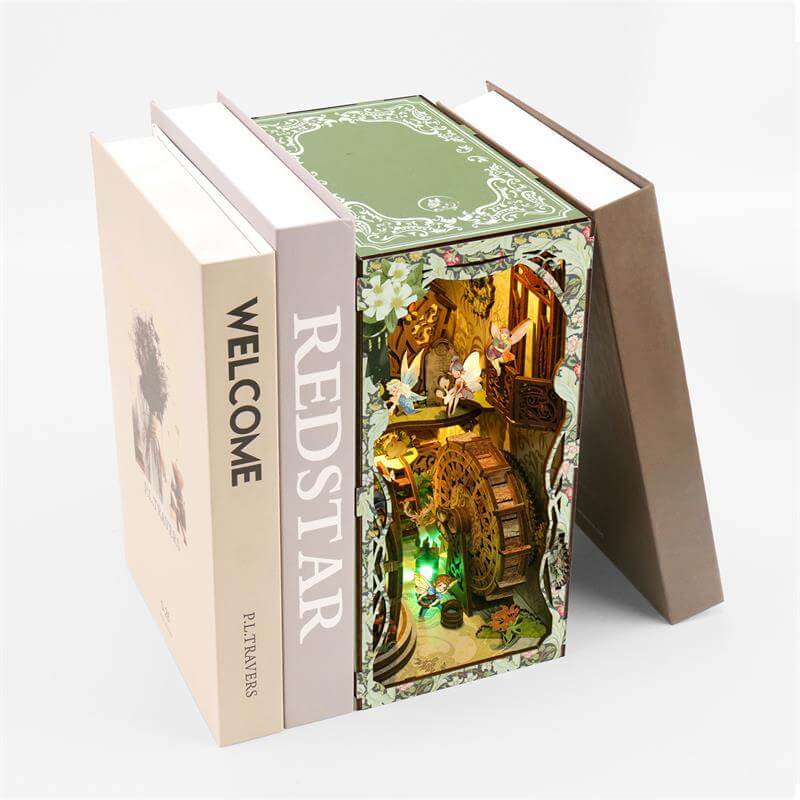 Secret World of the Forest – DIY Book Nook Kit